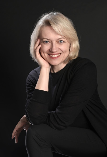 Agnieszka Bieńkowska (Glass Spider)